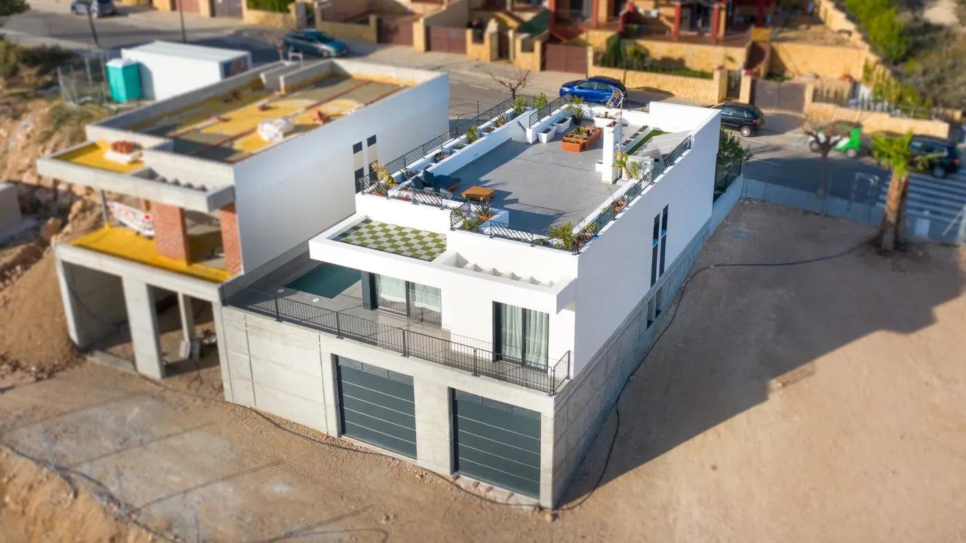 Gloednieuwe vrijstaande villa's met uitzicht op zee in Polop (provincie Alicante) image 37