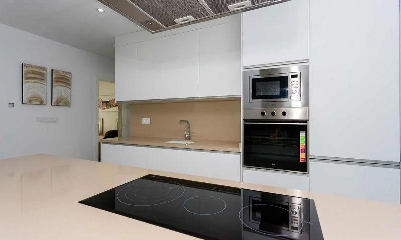 СРЕДИЗЕМНОМОРСКИЙ СТИЛЬ ЖИЗНИ НА ОДНОМ УРОВНЕ image 7