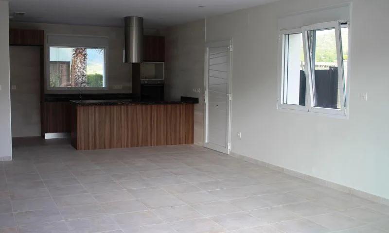 WILLA MIĘDZY MORZEM A GÓRAMI image 2