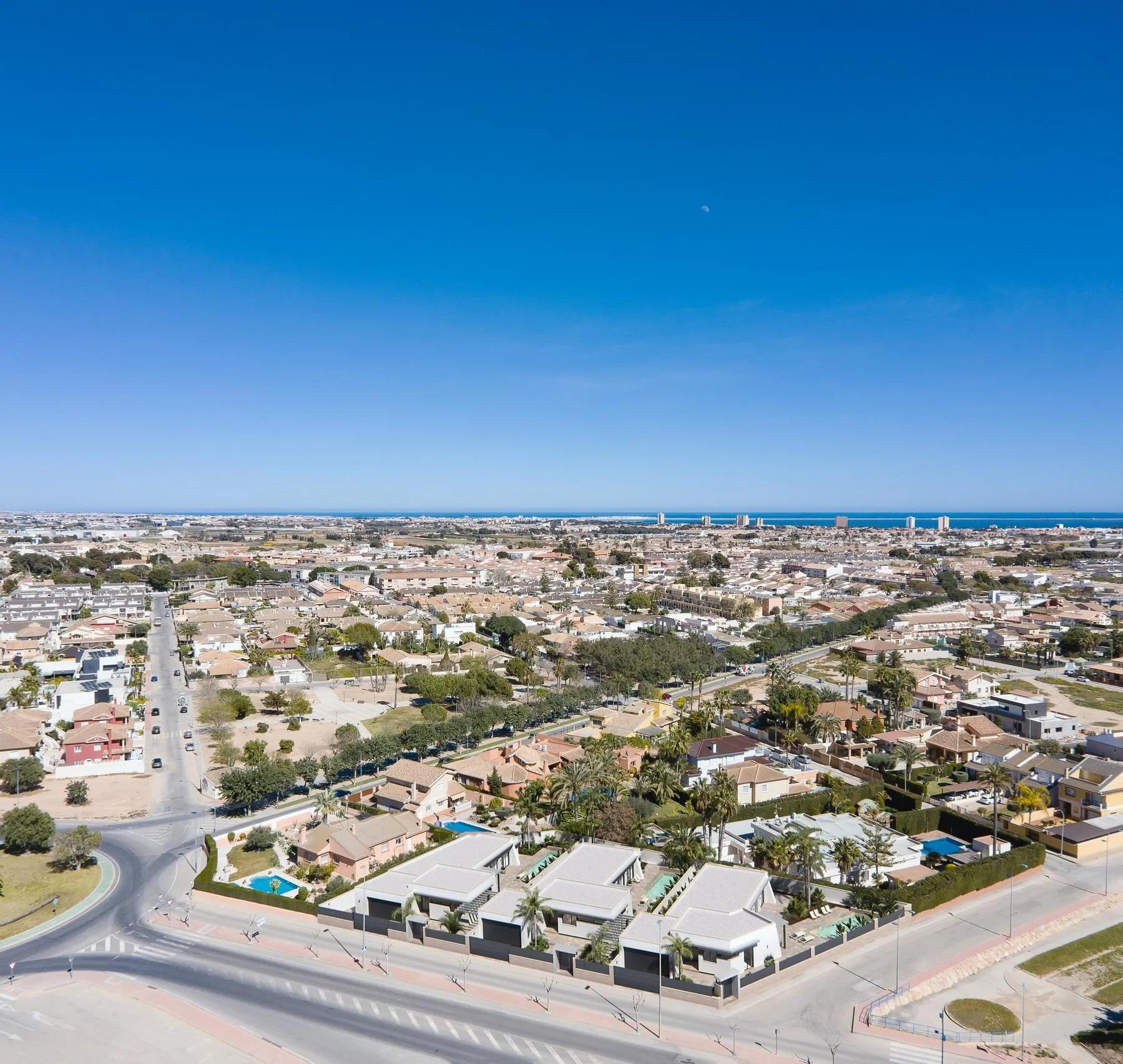 НОВАЯ ПОСТРОЕННАЯ ВИЛЛА НА ЭТАЖЕ image 25