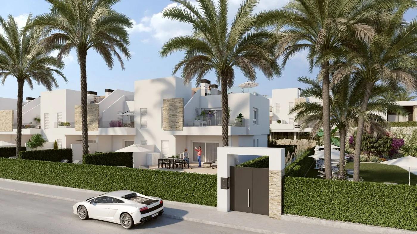 NOUVEAU BUNGALOW AU REZ-DE-CHAUSSÉE CONSTRUIT AU GOLF LA FINCA! image 1
