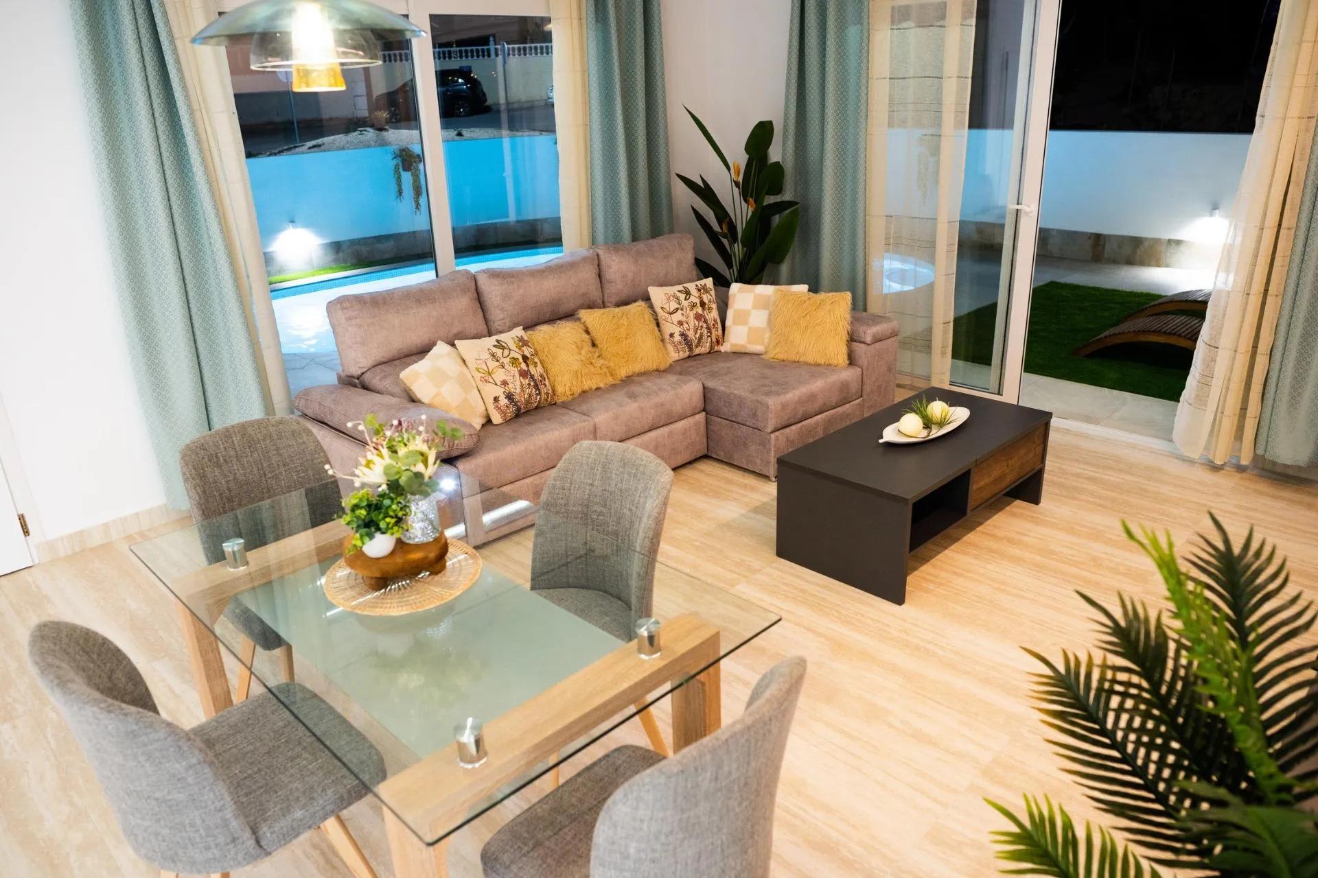 SCHÖNE GROßE VILLA MIT BLICK AUF DEN GOLFPLATZ "LA MARQUESA"! image 13
