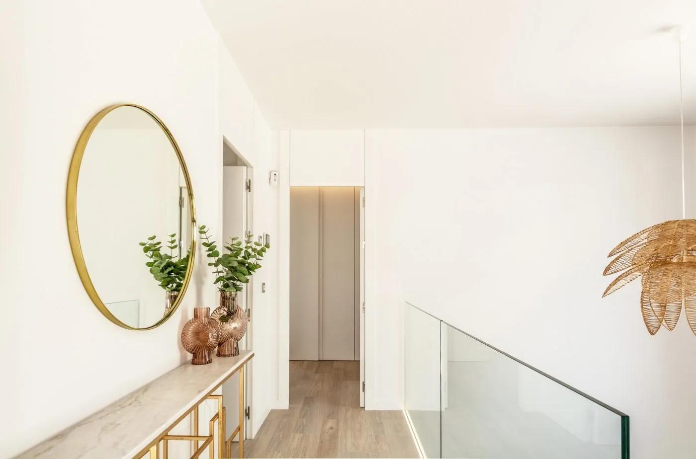 NOWE WYBUDOWANE WILLE Z PRYWATNYM BASENEM I PENSJONATEM image 9