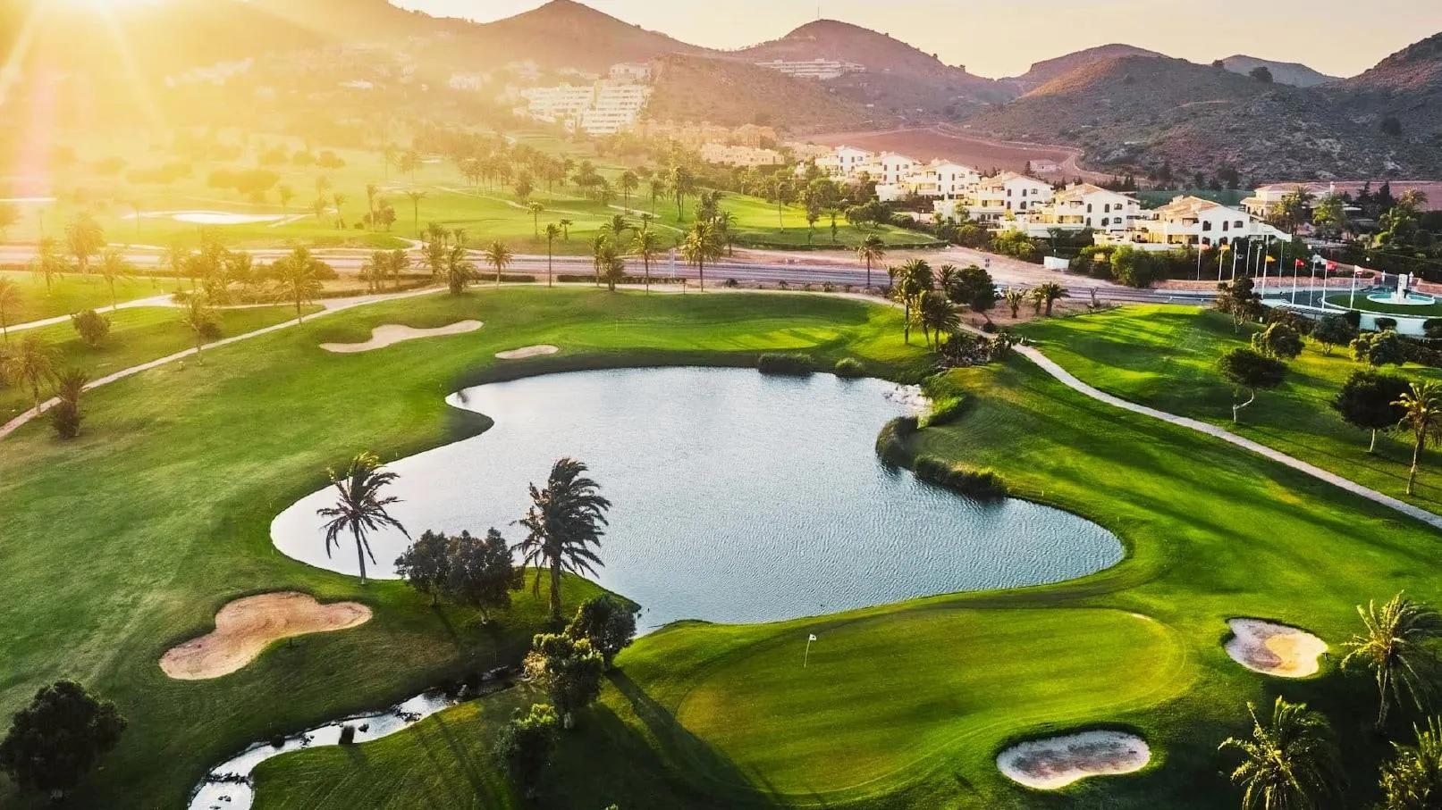 SCHÖNE STADTHÄUSER IN LA MANGA image 23