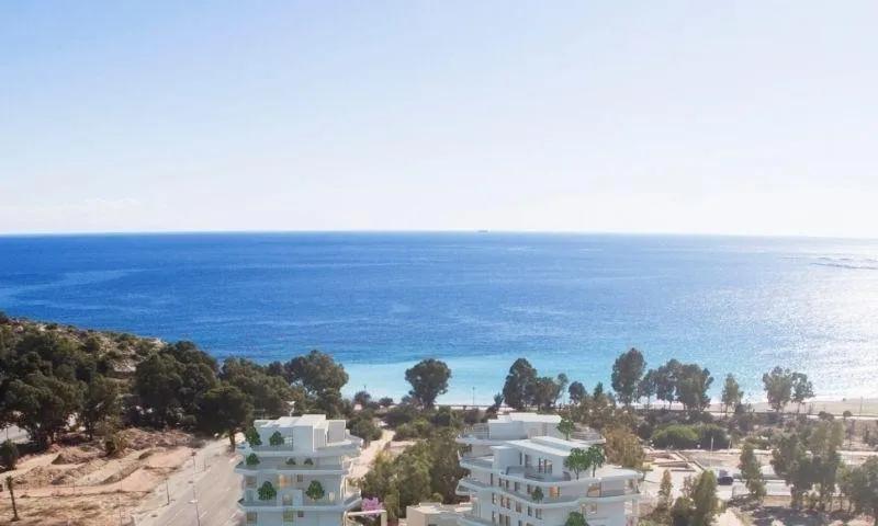 APPARTEMENT RESIDENTIEL A 50M DE LA PLAGE image 2