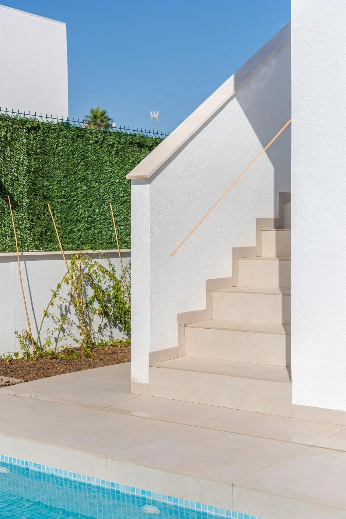 NOWY BUDYNEK WILLE W SAN JAVIER image 11