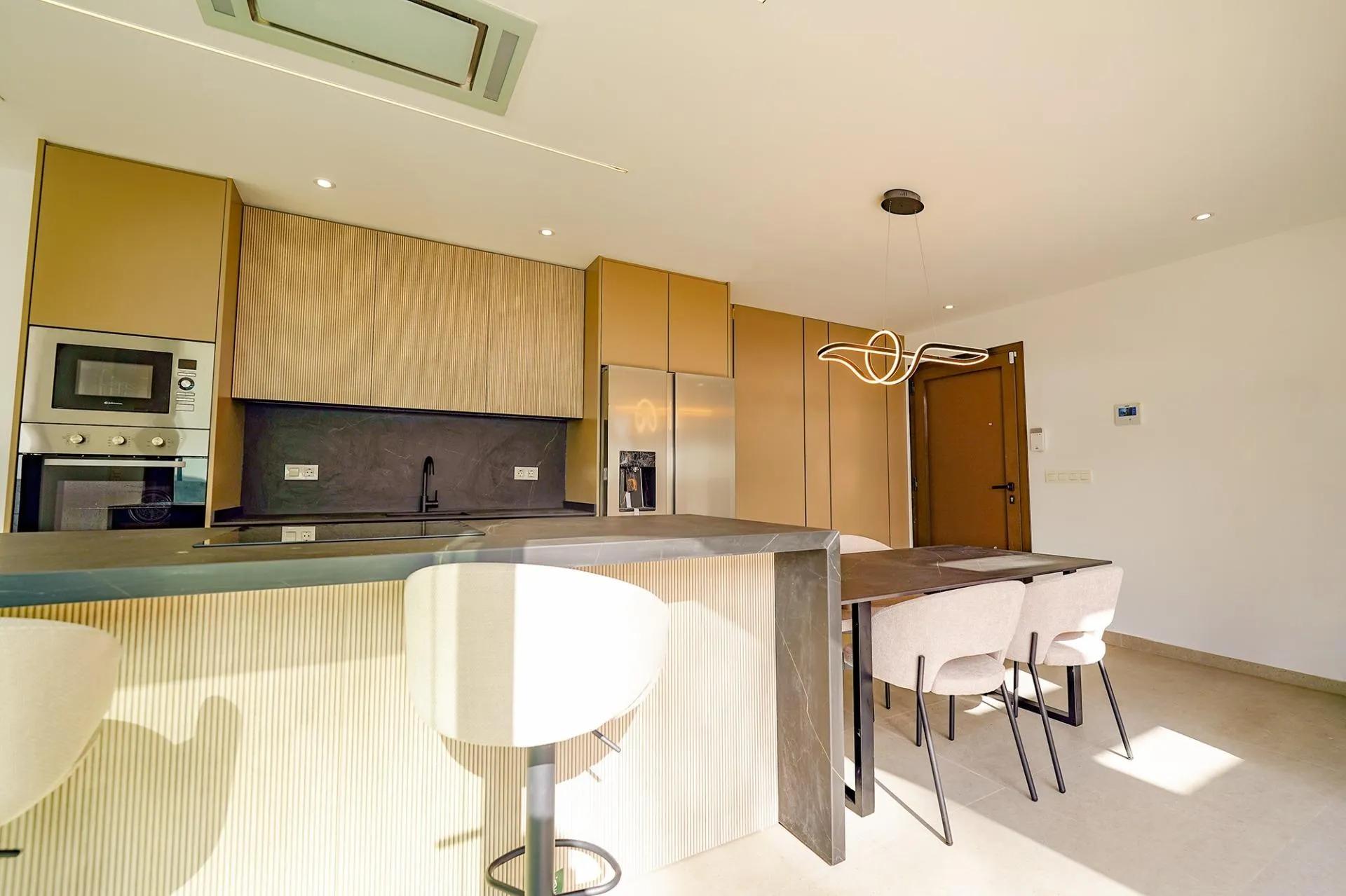 NYBYGGEDE VILLAER I NÆRHETEN AV ROJALES image 10