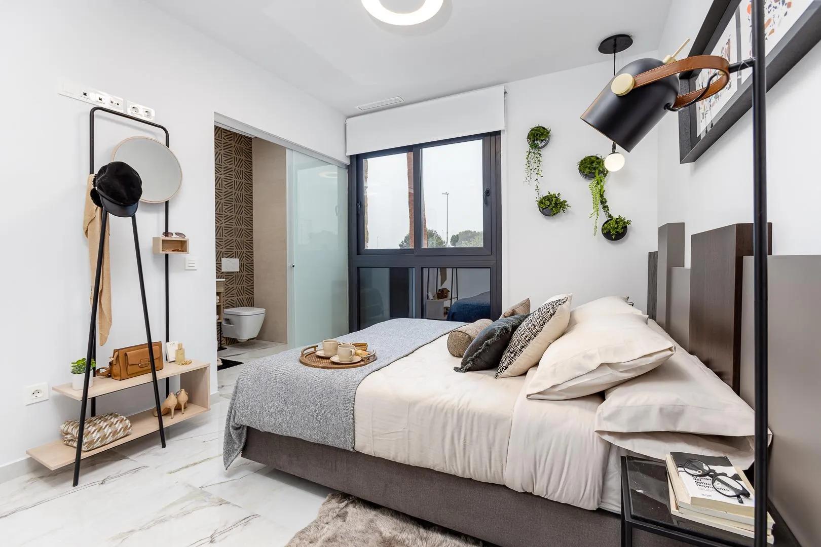 NEU GEBAUTE WOHNANLAGE IN LOS ALTOS image 15