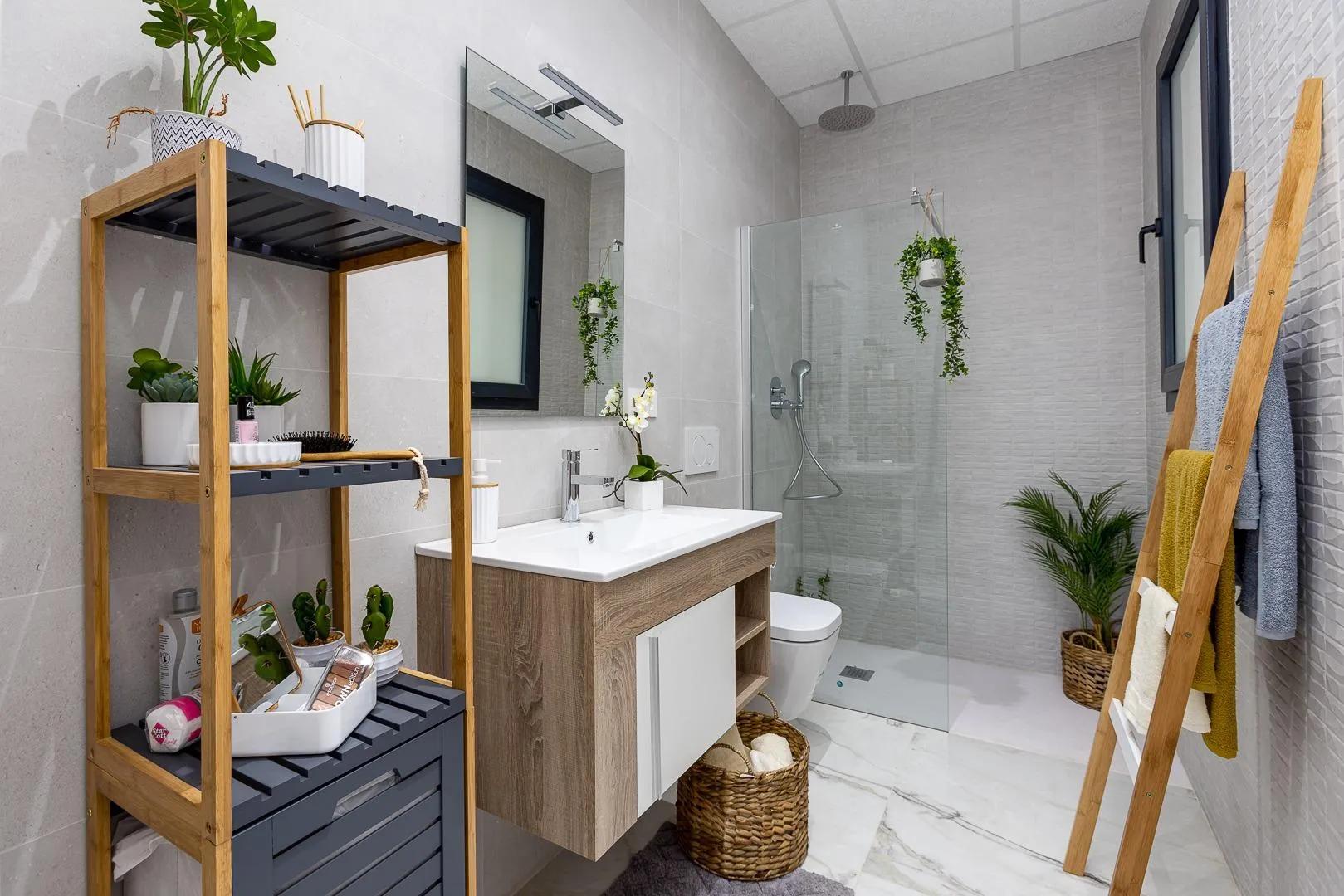 NEU GEBAUTE WOHNANLAGE IN LOS ALTOS image 21