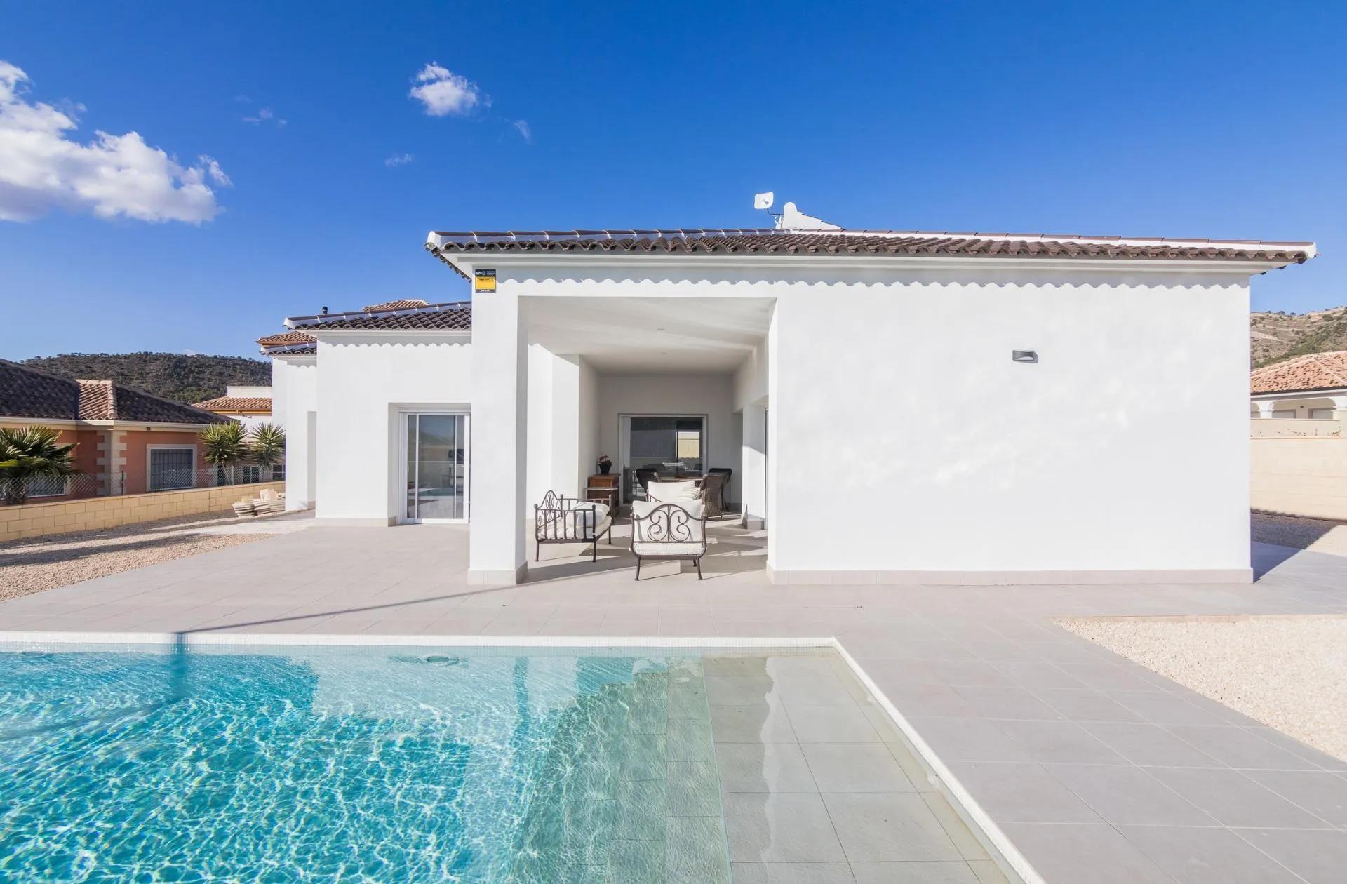 VILLAS NEUVES A PINOSO image 3