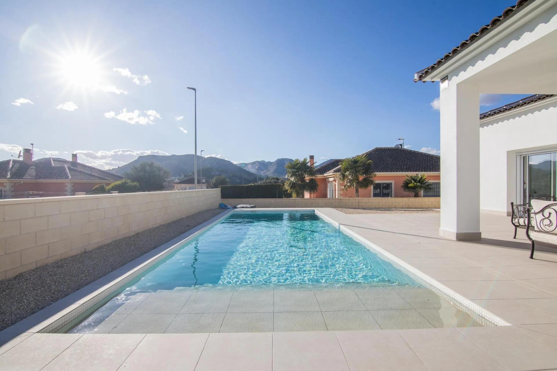 VILLAS NEUVES A PINOSO image 4