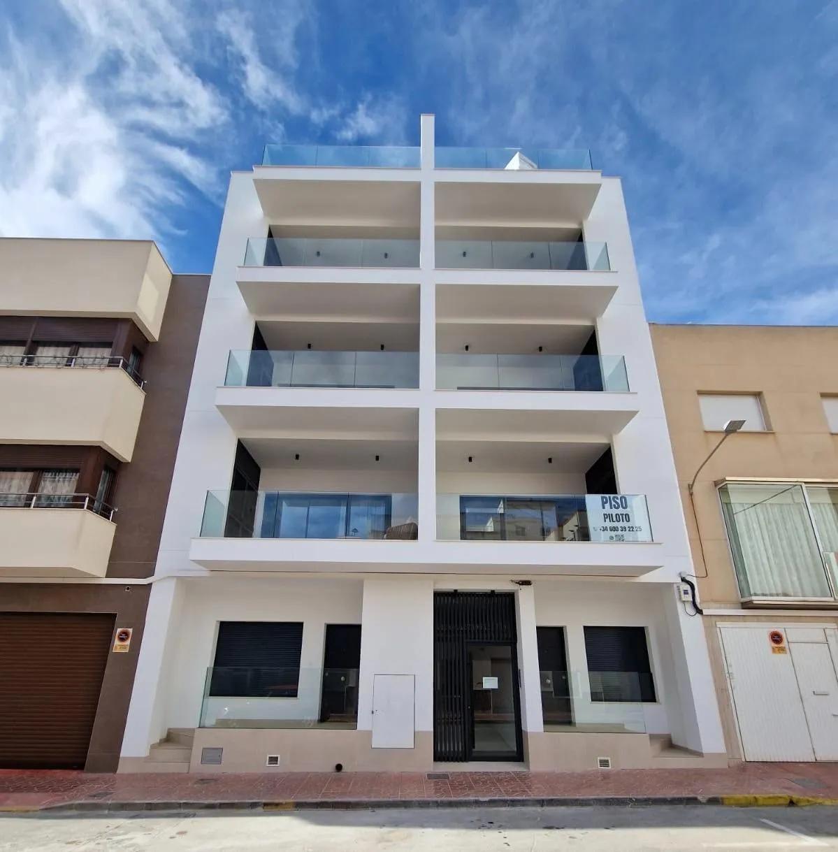 New Build Penthouses in Guardamar del Segura with Private Solarium image 2