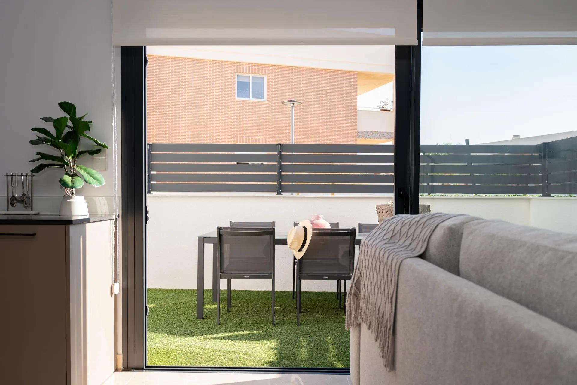 BUNGALOWS MET 3 SLAAPKAMERS IN EEN EXCLUSIEVE WOONPLAATS IN GRAN ALACANT! image 33