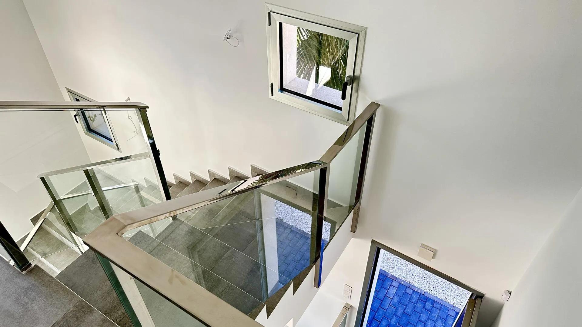 VILLA DE DISEñO MODERNO CON VISTAS AL GOLF image 21