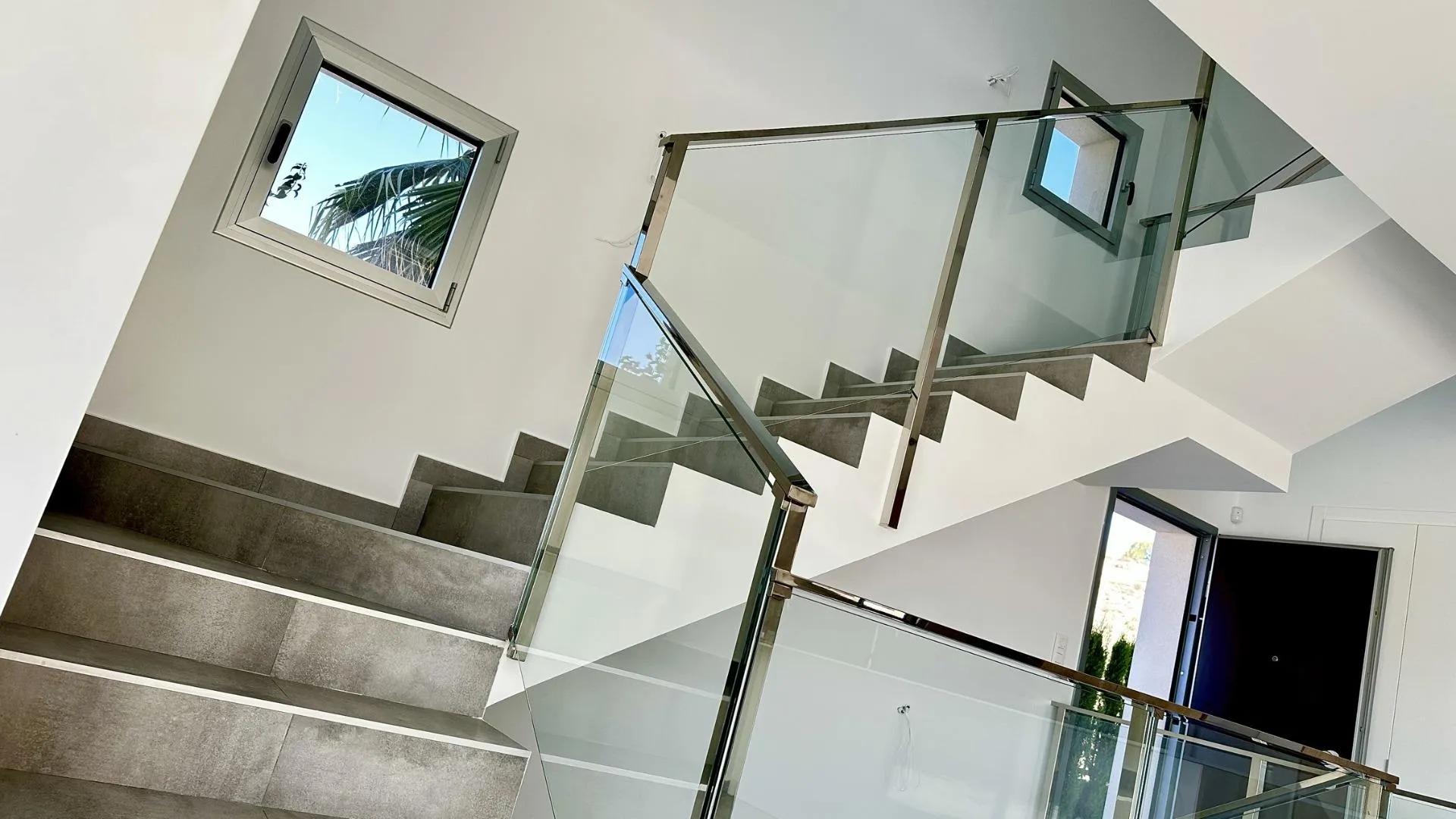 VILLA DE DISEñO MODERNO CON VISTAS AL GOLF image 35