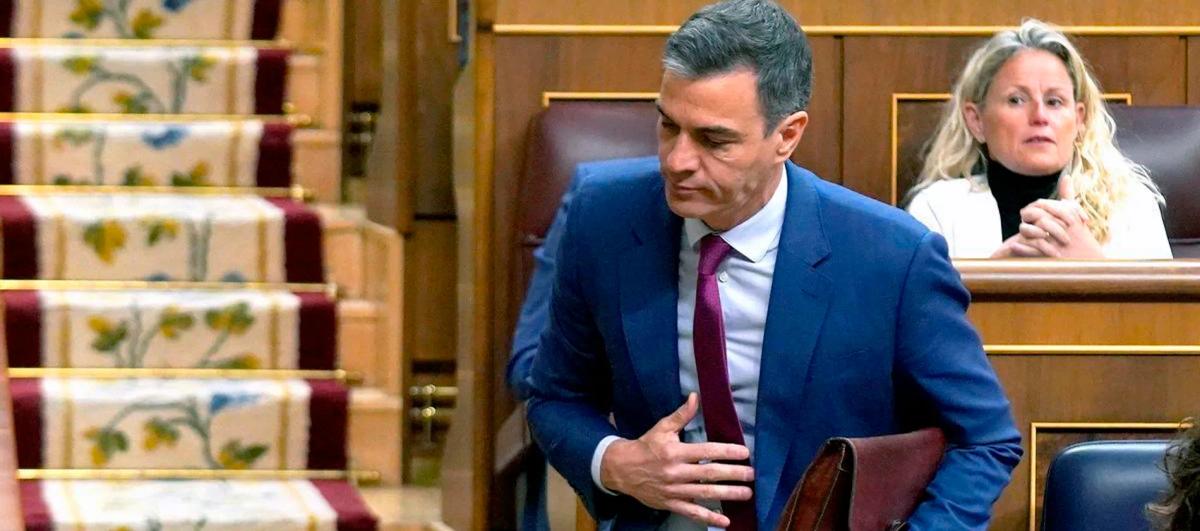 The PSOE Begs Pedro ... image