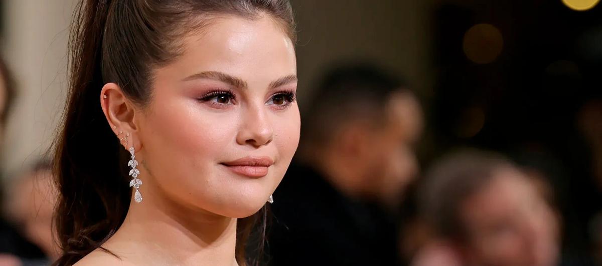 Selena Gomez: How Be... image