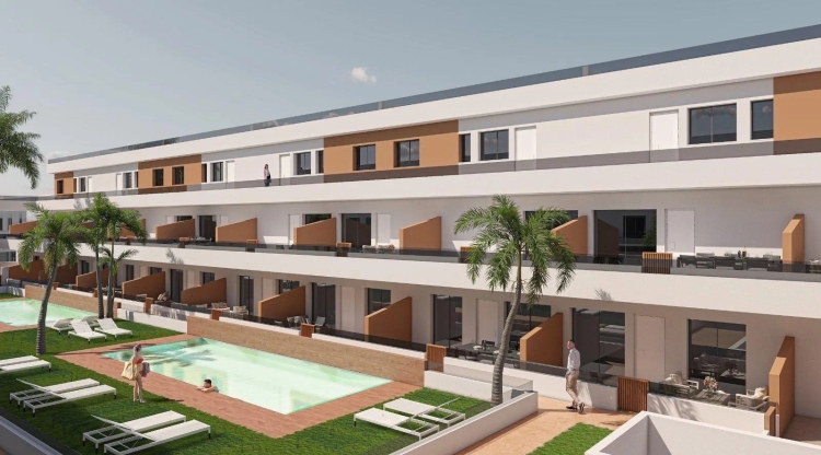 NEU GEBAUTE WOHNANLAGE IN PILAR DE LA HORADADA